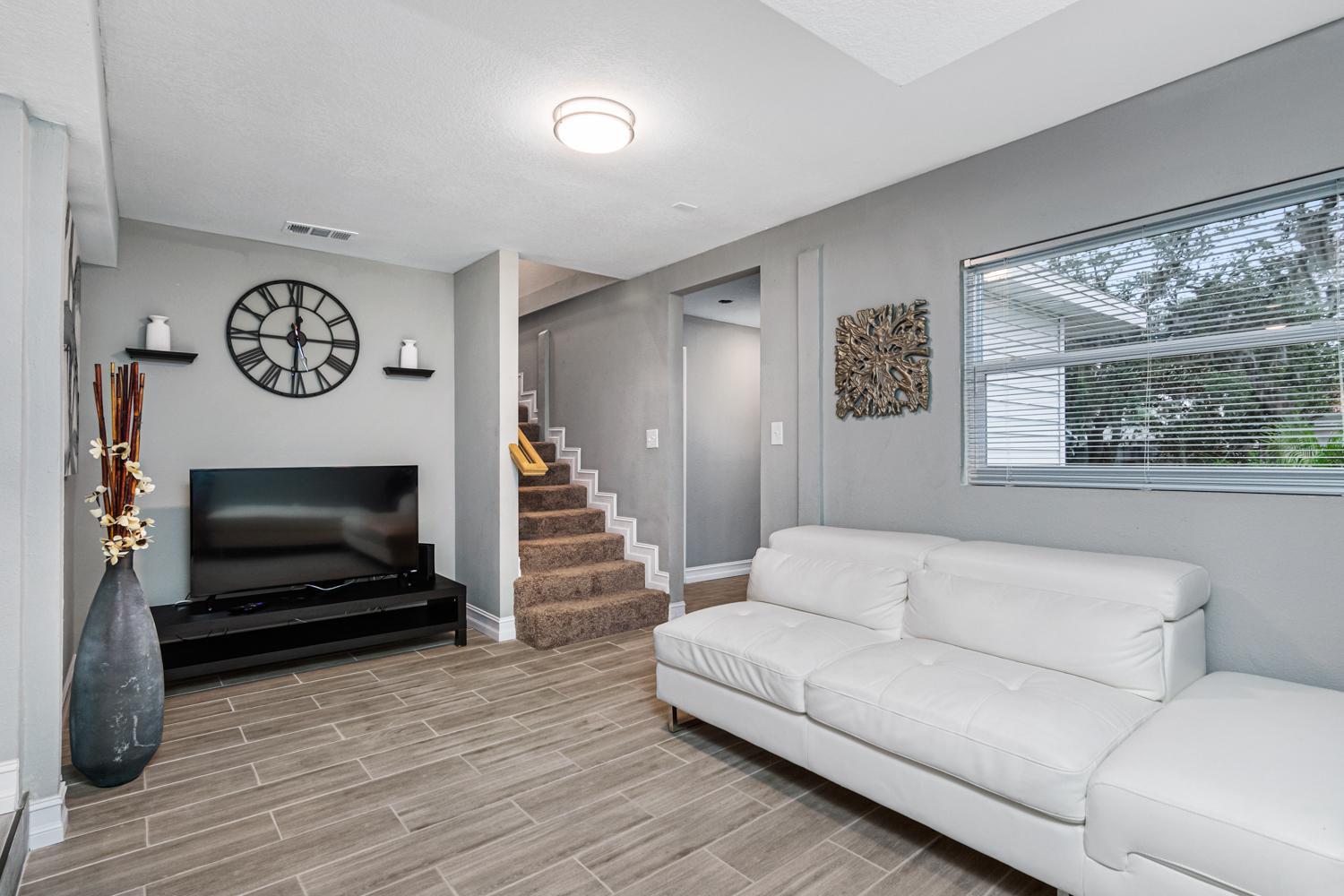 Modern House In Clearwater With Access To A Shared Swimming Pool Apartment *